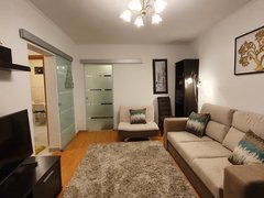 Drumul Taberei, Favorit, et. 7/10, cf. 1 dec.